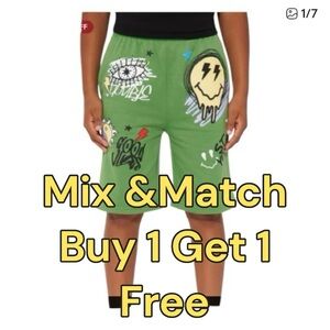 Size 4-5 Boys Drawstring Green With Smiley Face Graphic Shorts New With Tags